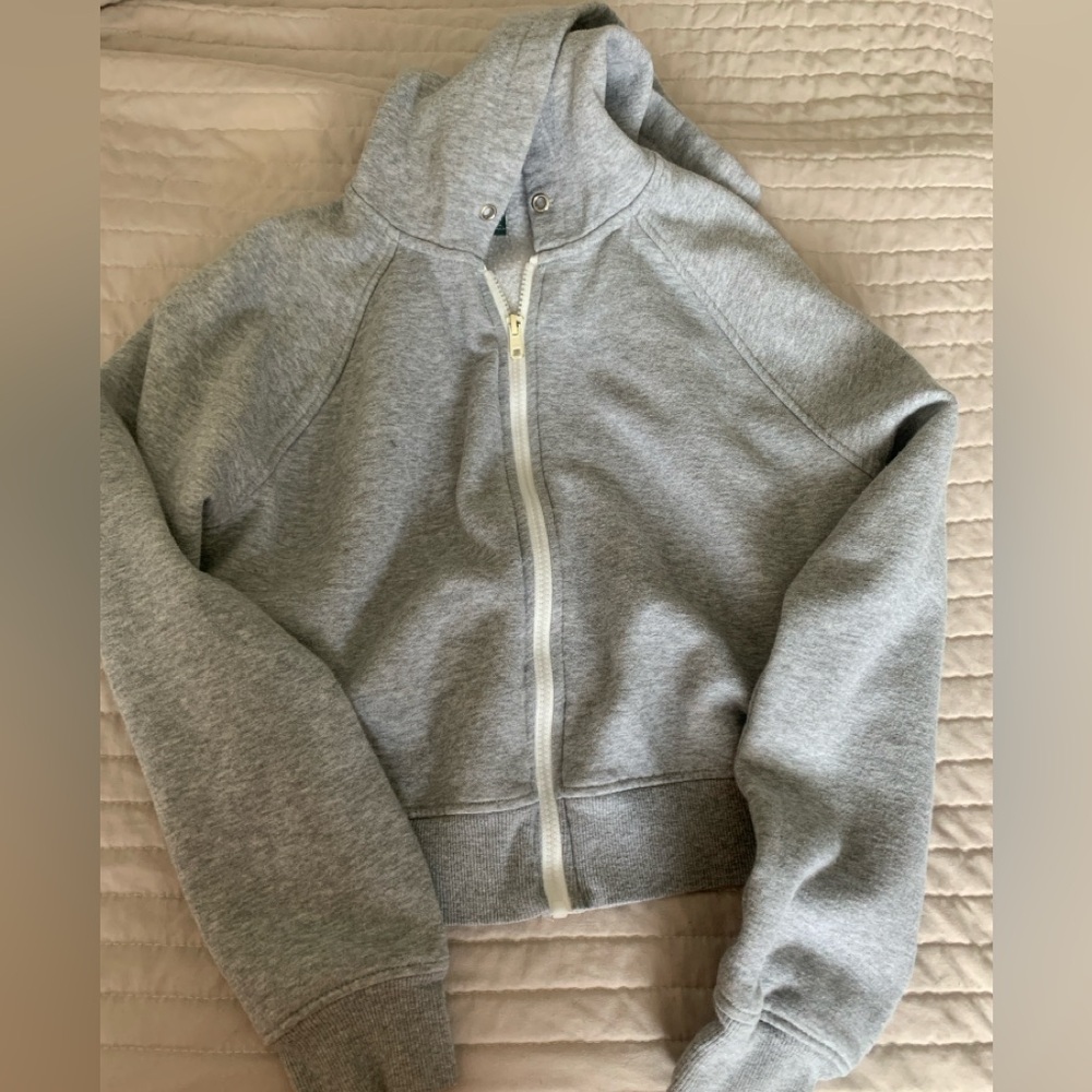 Wild Fable cropped sweater